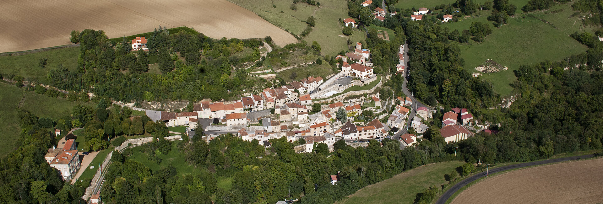 Publications municipal de Vic le Comte (63)  Puy-de-Dôme