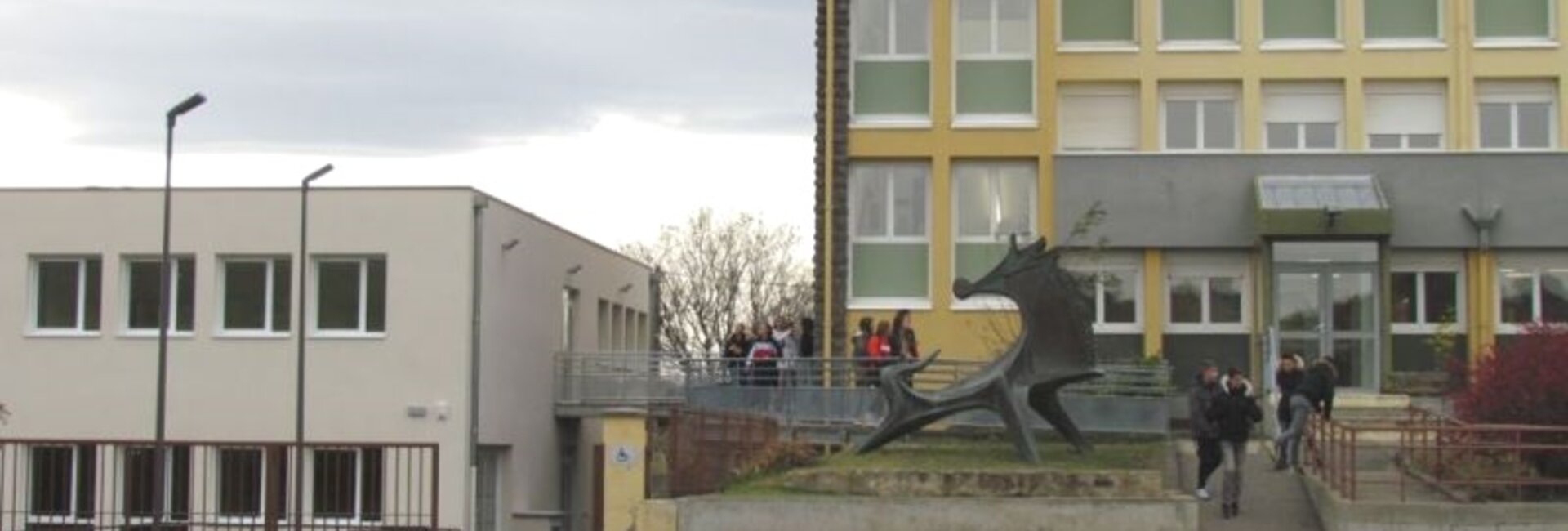 Collège de la Comté Henri Bertrand Vic le Comte (63) Puy-de-Dôme