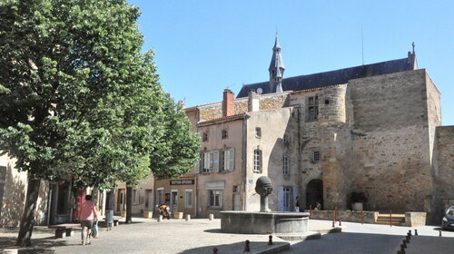 Enceinte et château fortifié